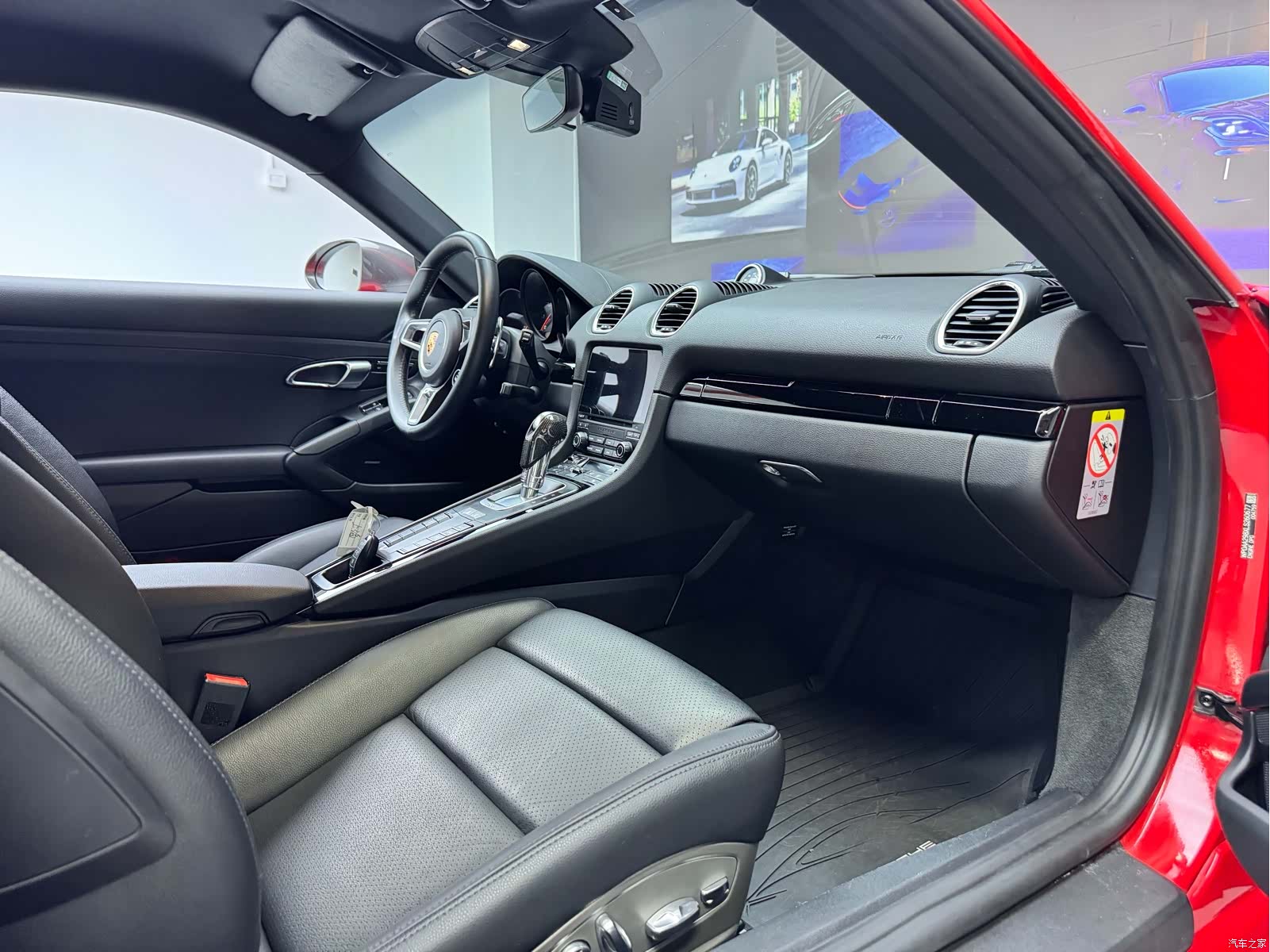 Porsche Cayman, 2020 12
