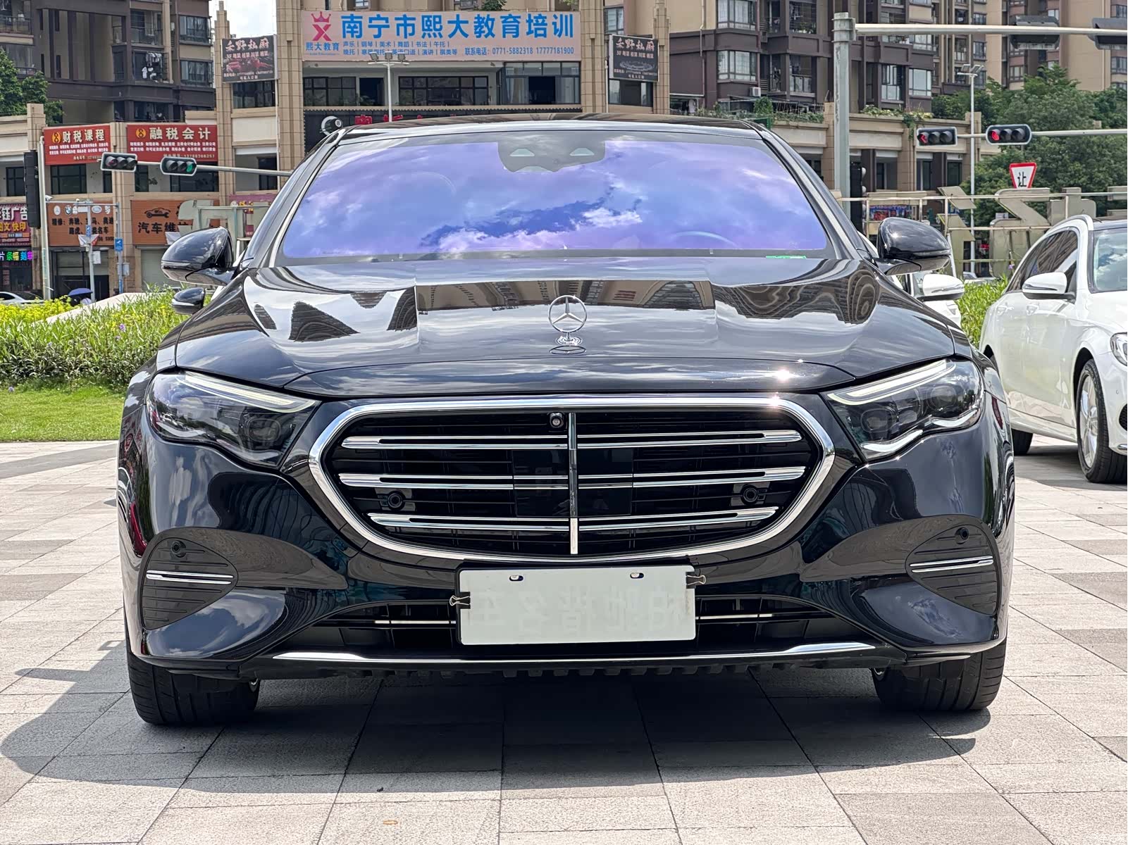 Mercedes-Benz E-Class, 2024 2