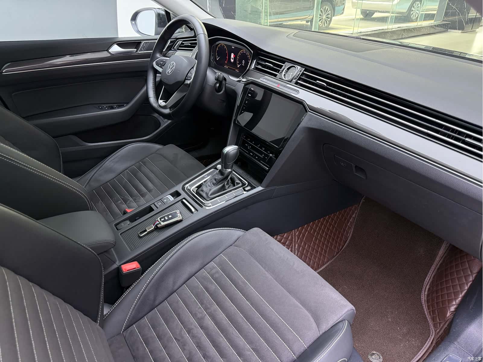 Volkswagen Magotan, 2022 14