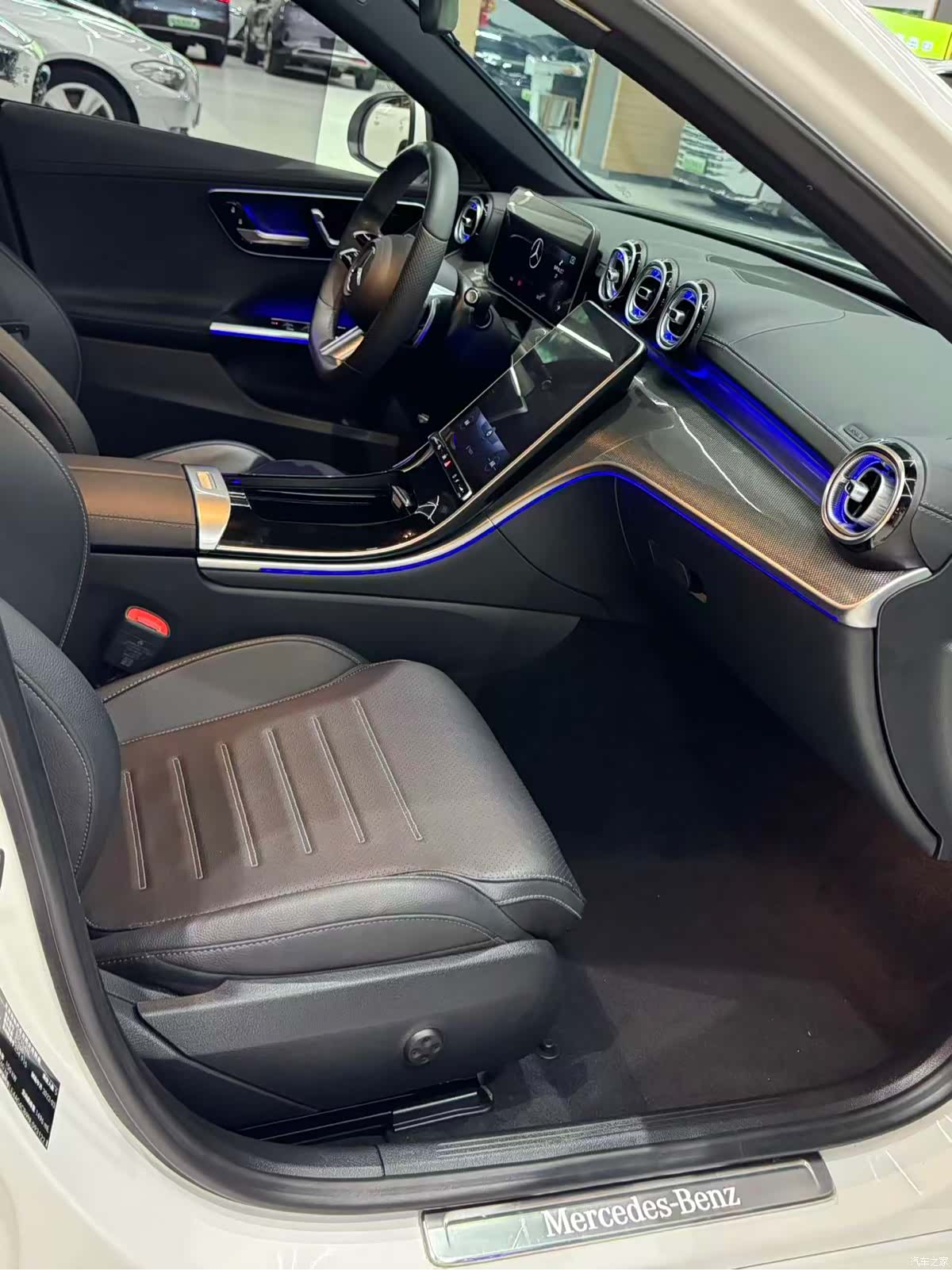 Mercedes-Benz C-Class, 2022 4