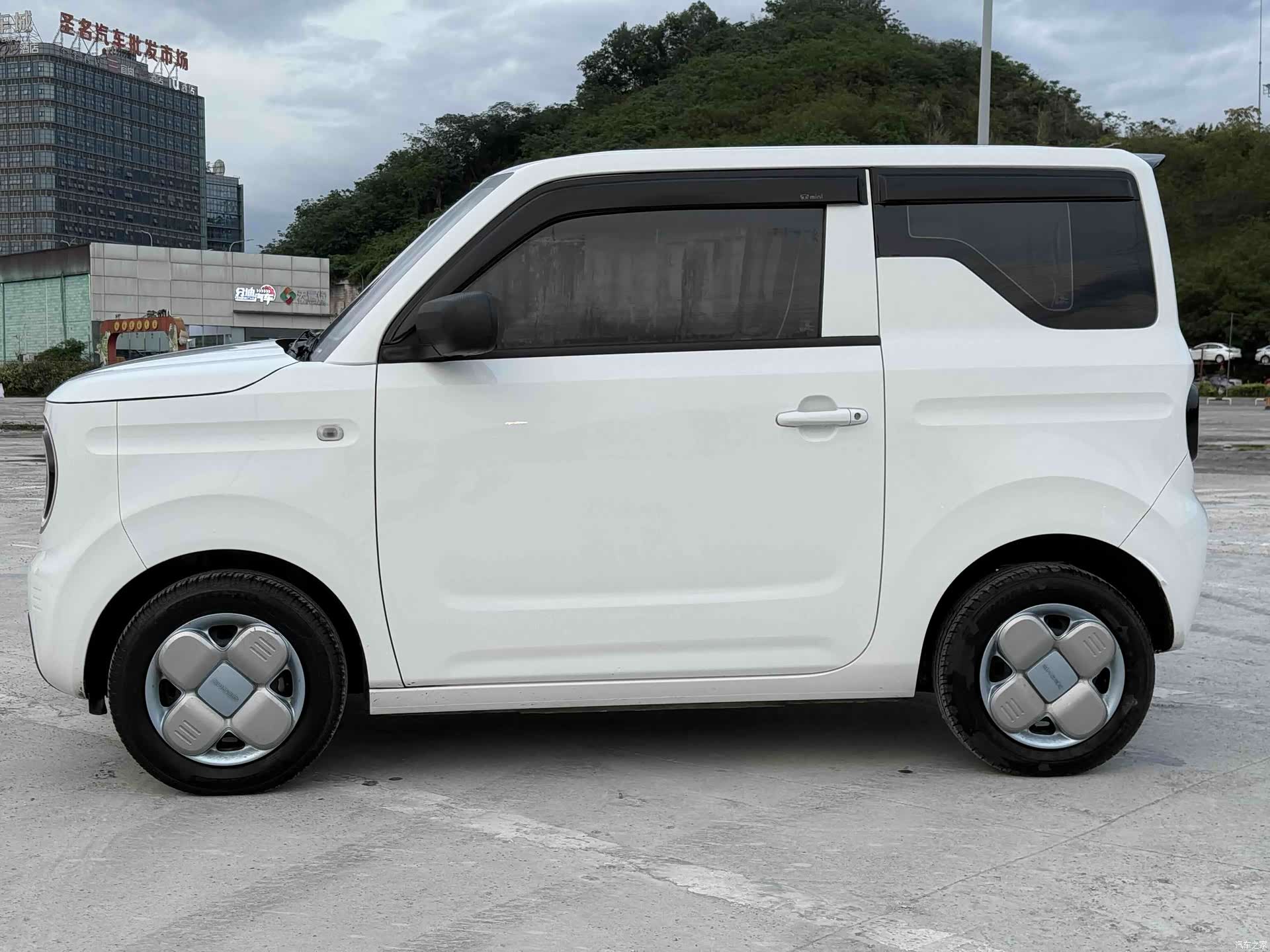 Geely Panda, 2024 4