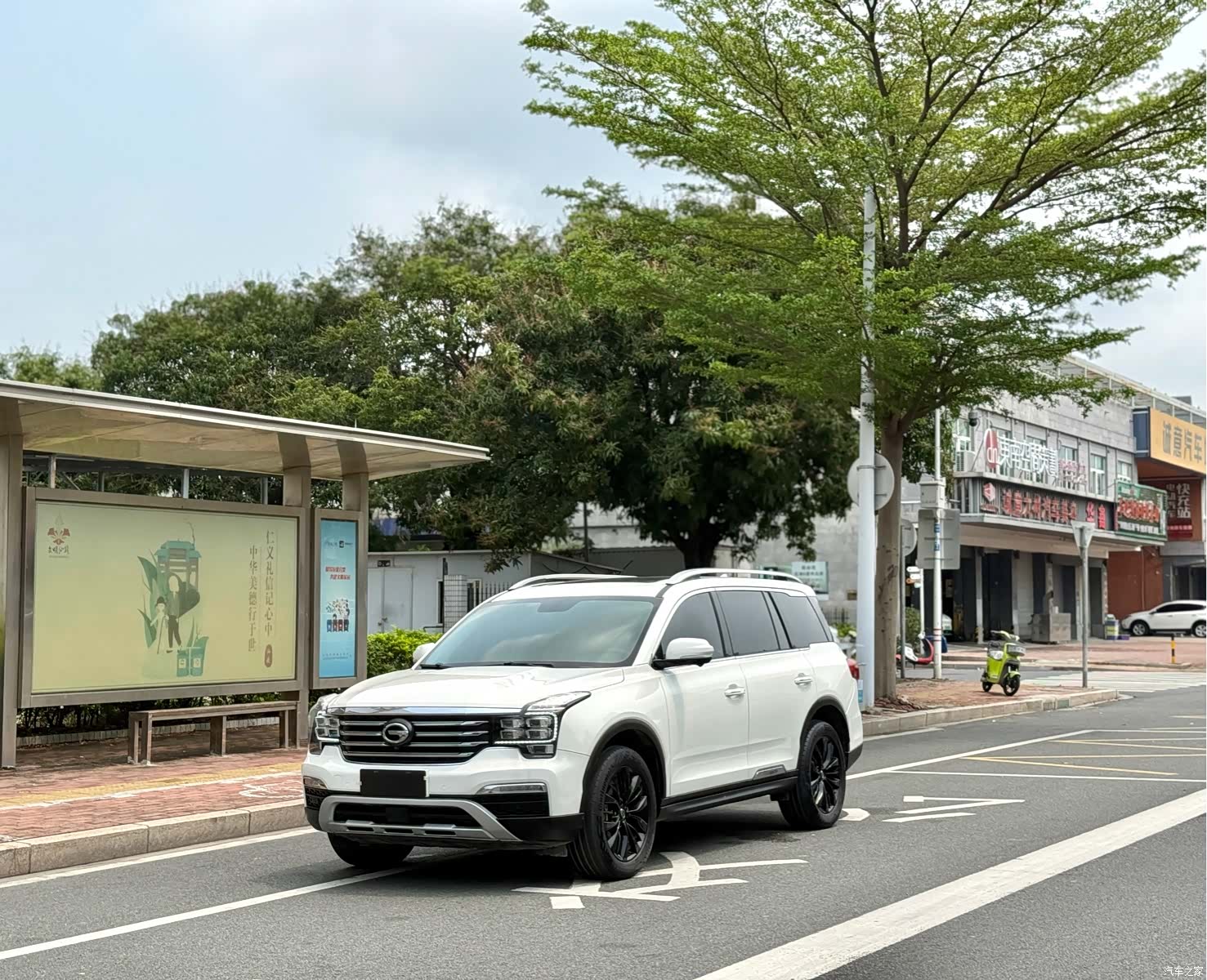 Trumpchi GS8, 2017 1