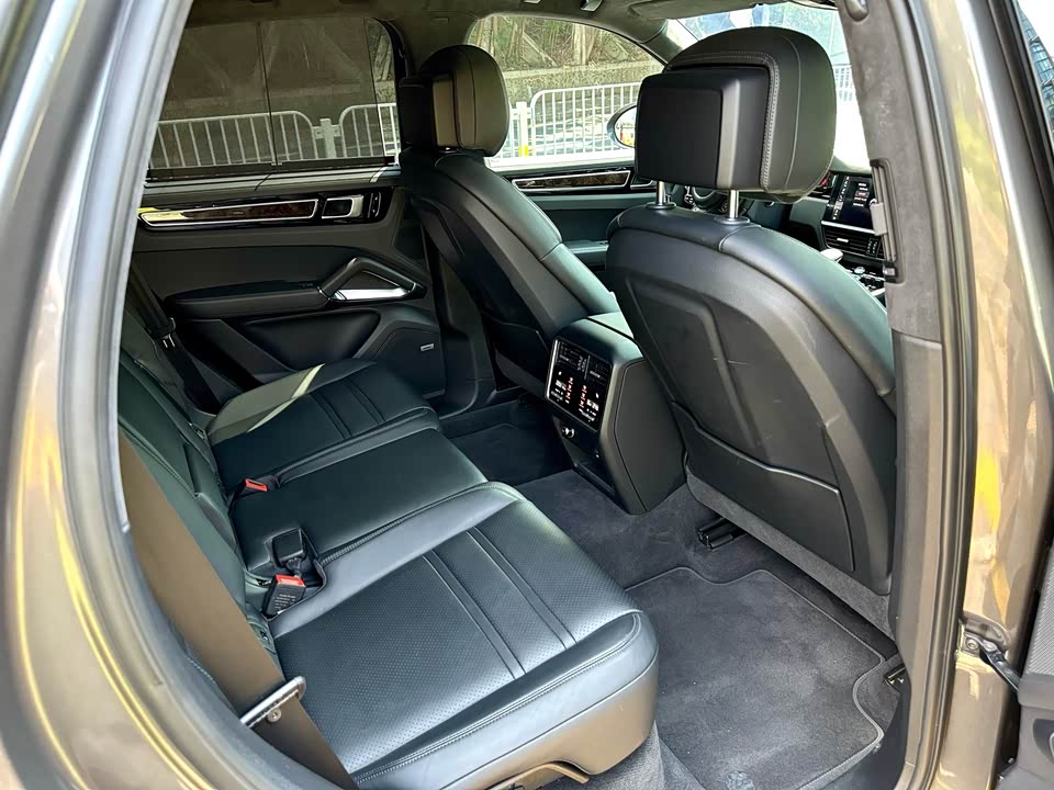 Porsche Cayenne Porsche Cayenne