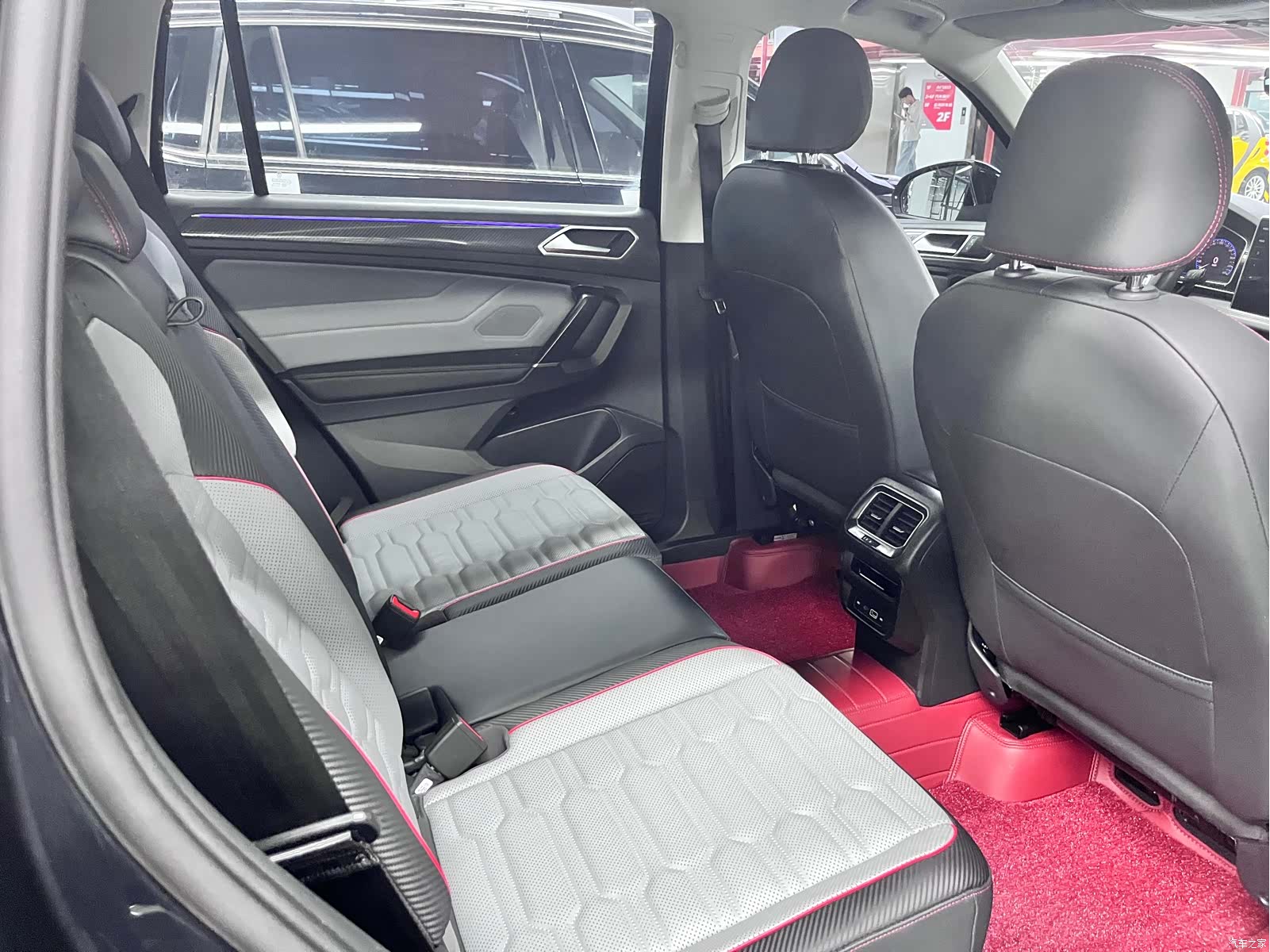 Volkswagen Tiguan L, 2022 11