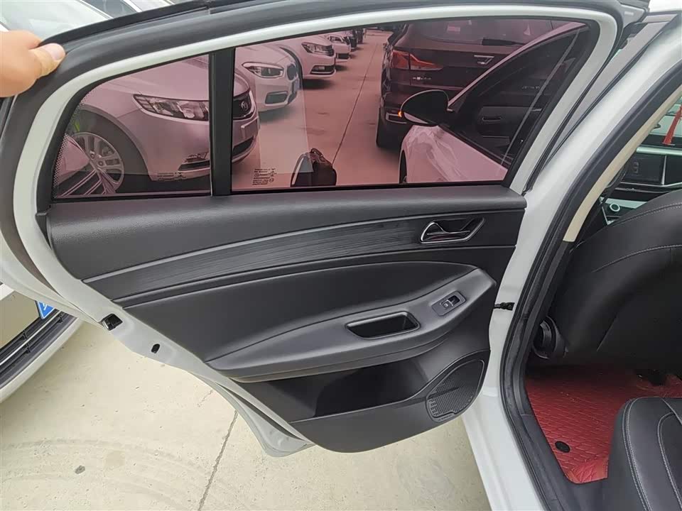 Chery Arrizo 5
