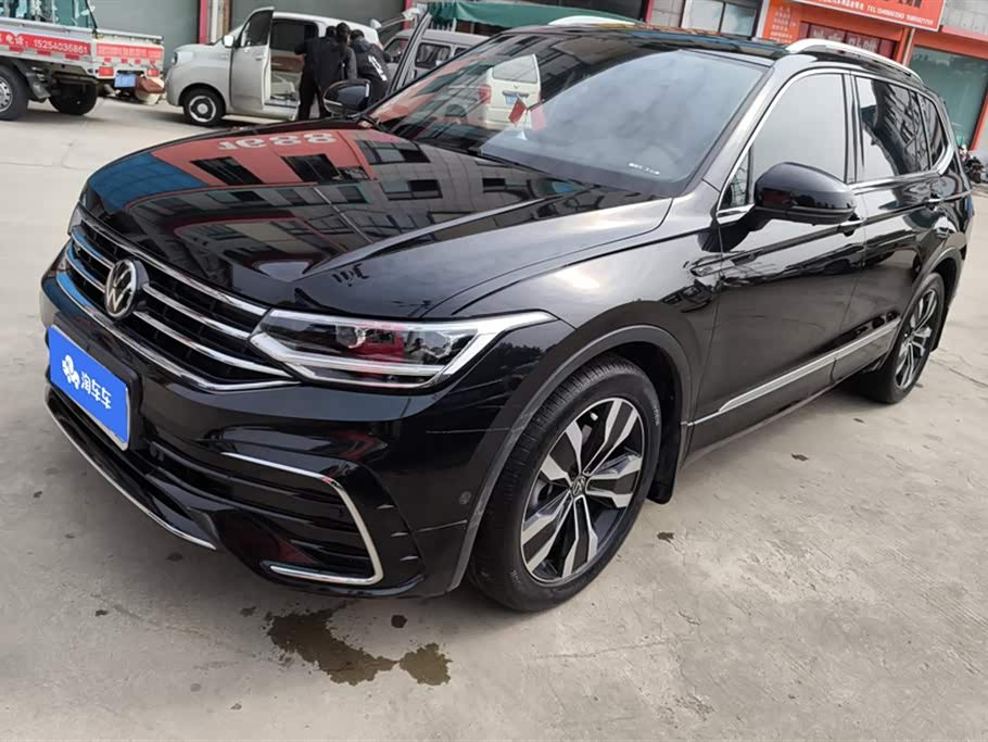 Volkswagen Tiguan L