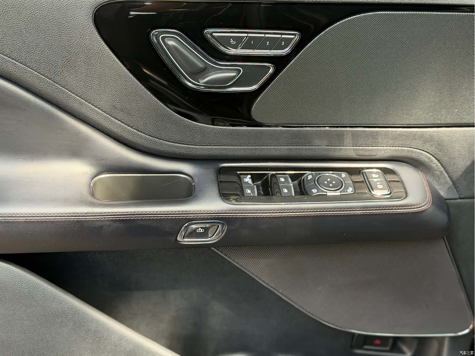Lincoln Aviator, 2021 4