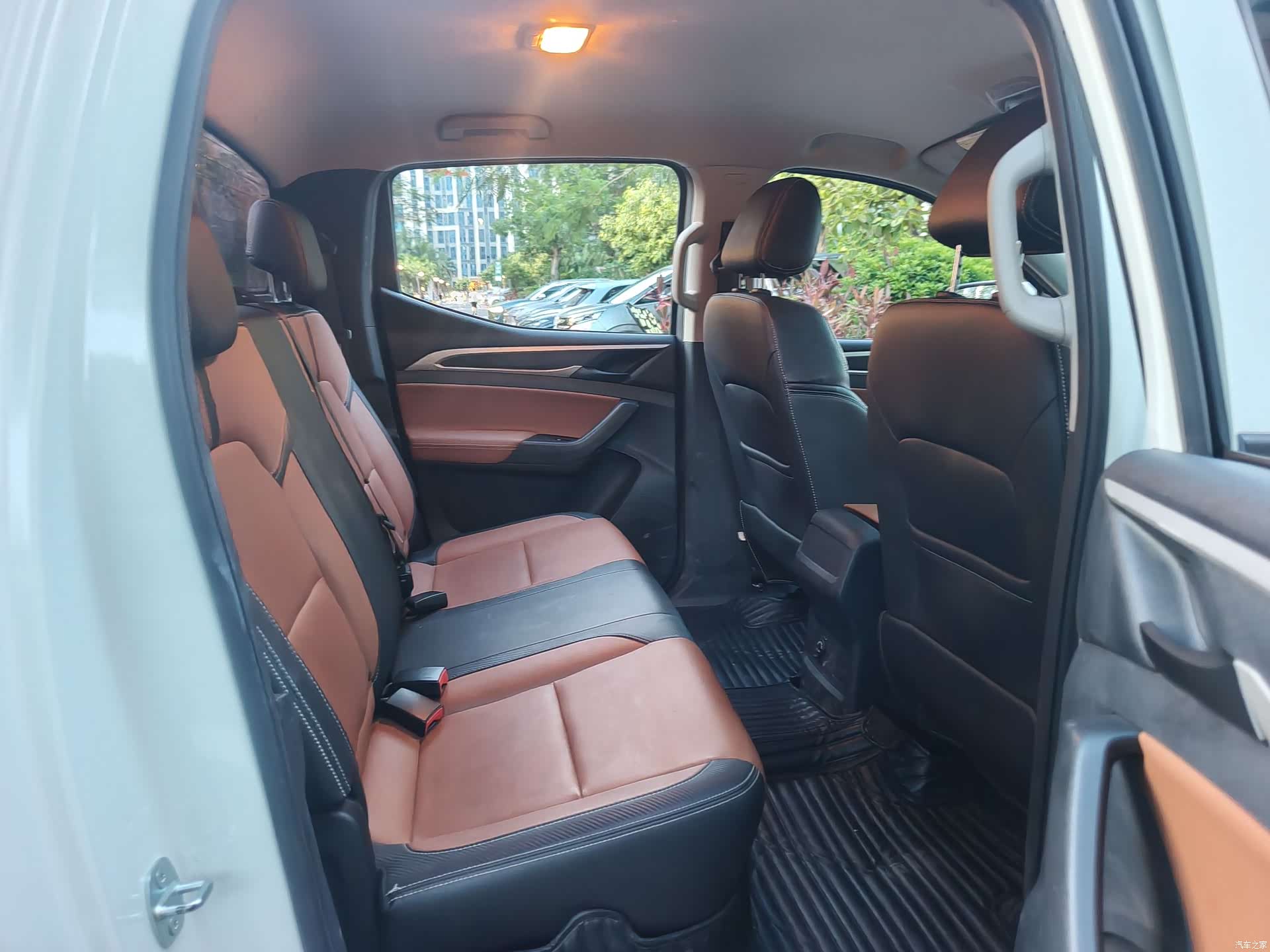 Maxus T70, 2020 10