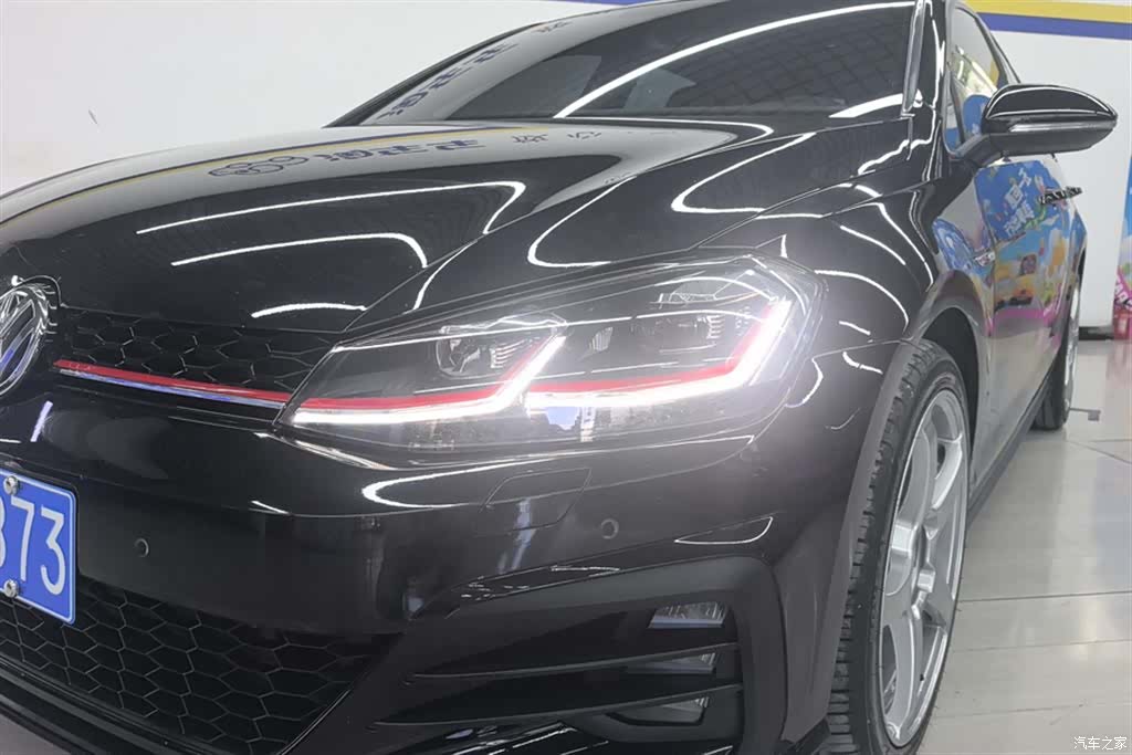 Volkswagen Golf, 2019 все фото