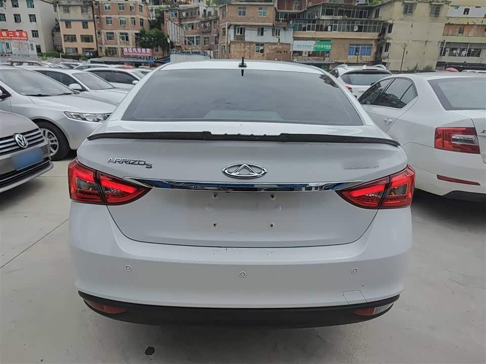 Chery Arrizo 5