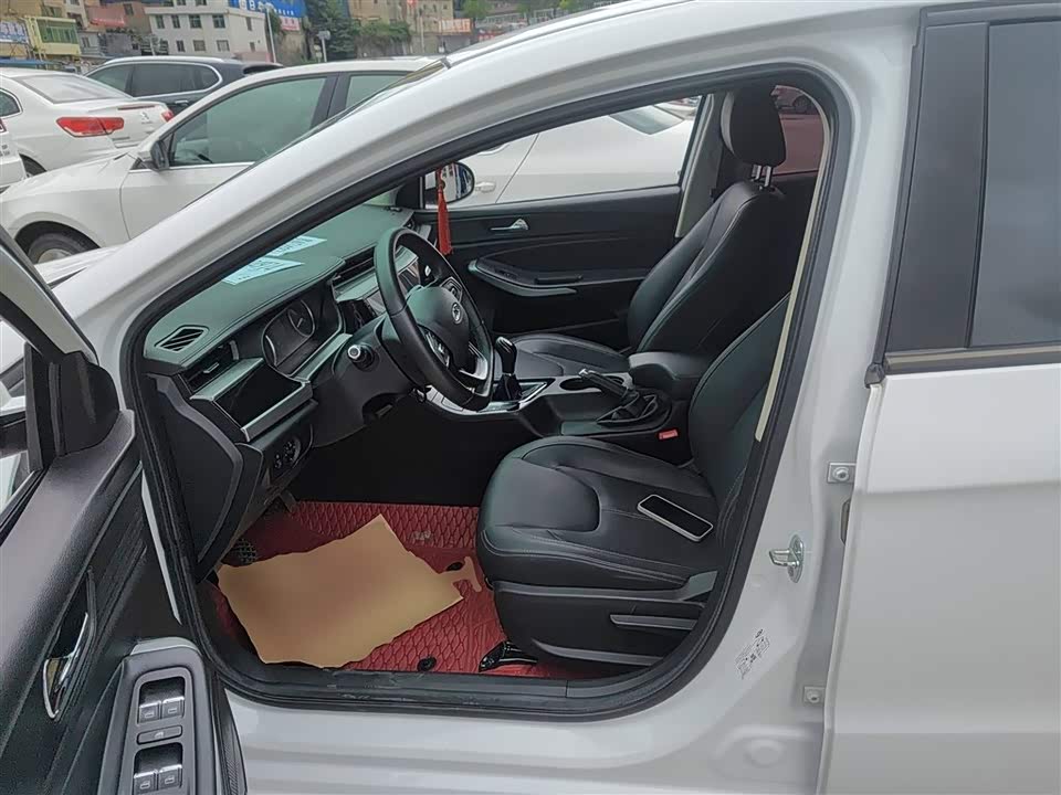 Chery Arrizo 5