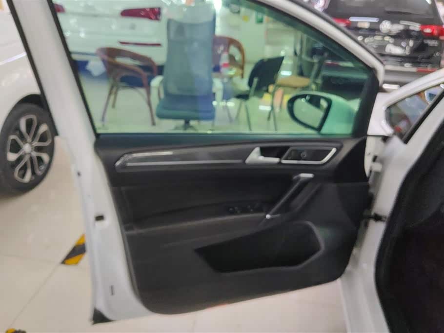 Volkswagen Golf*Jiayu