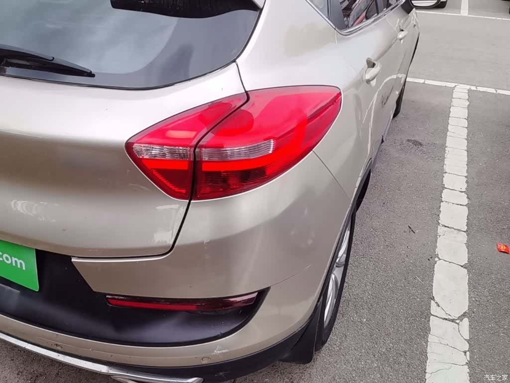 Geely Emgrand, 2016 8
