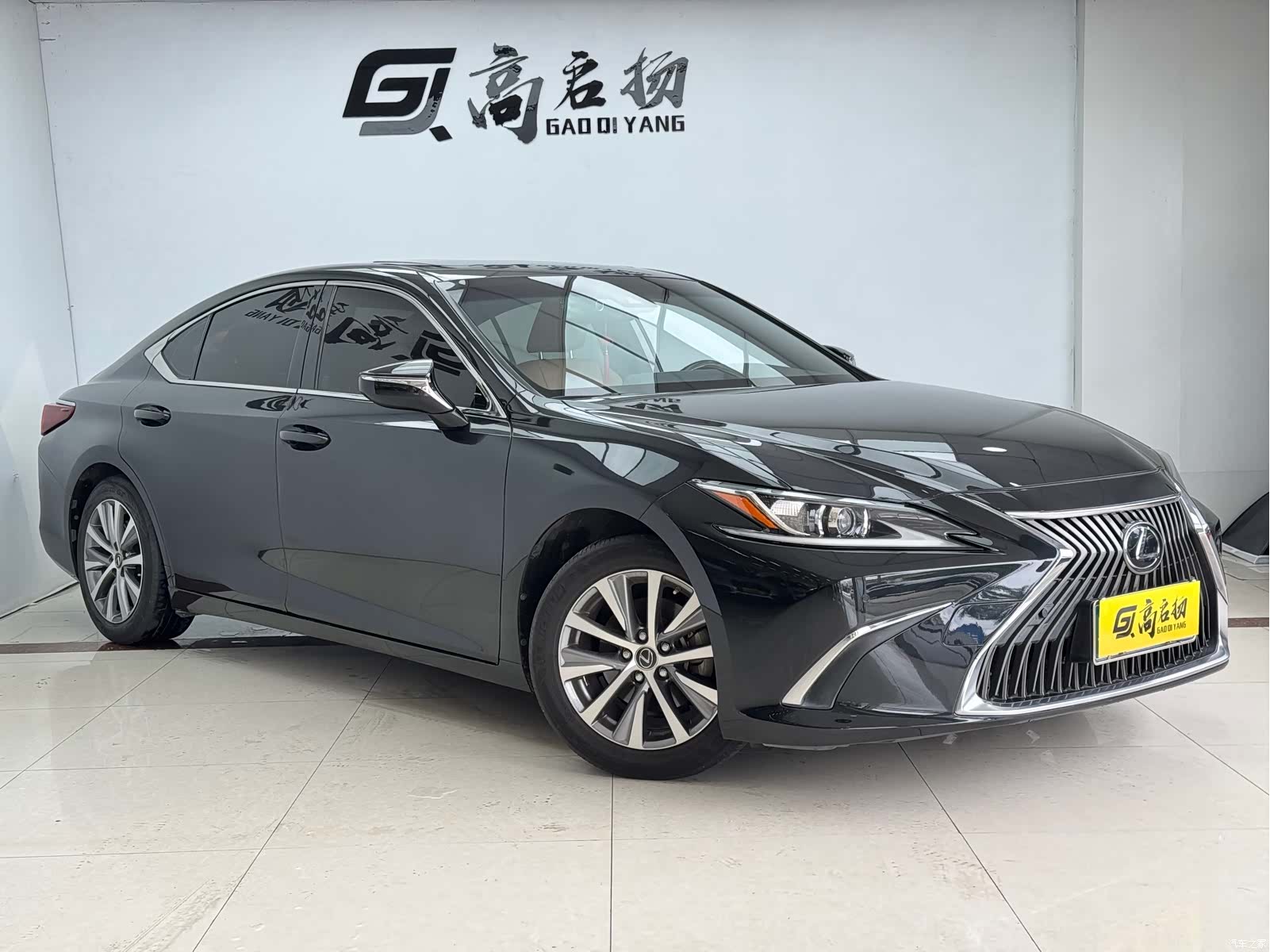 Lexus ES, 2019 3