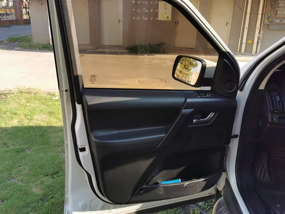 Land Rover Freelander 2