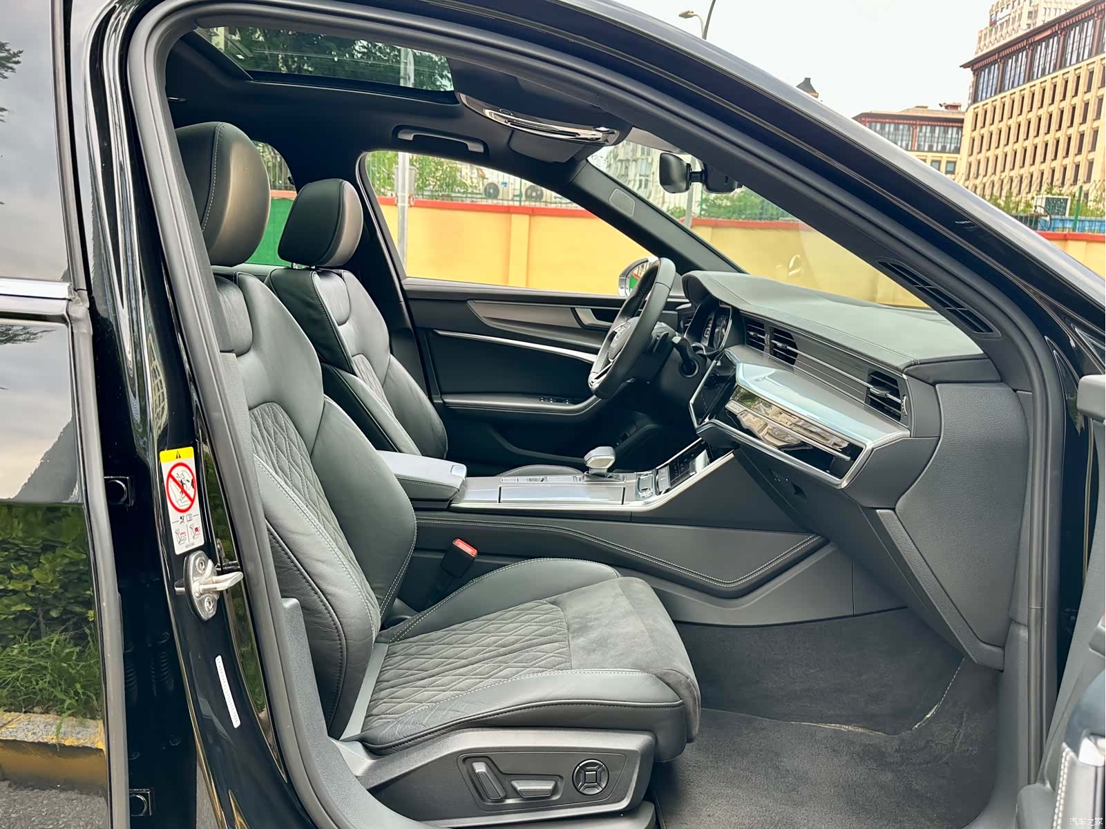 Audi A6L, 2020 14