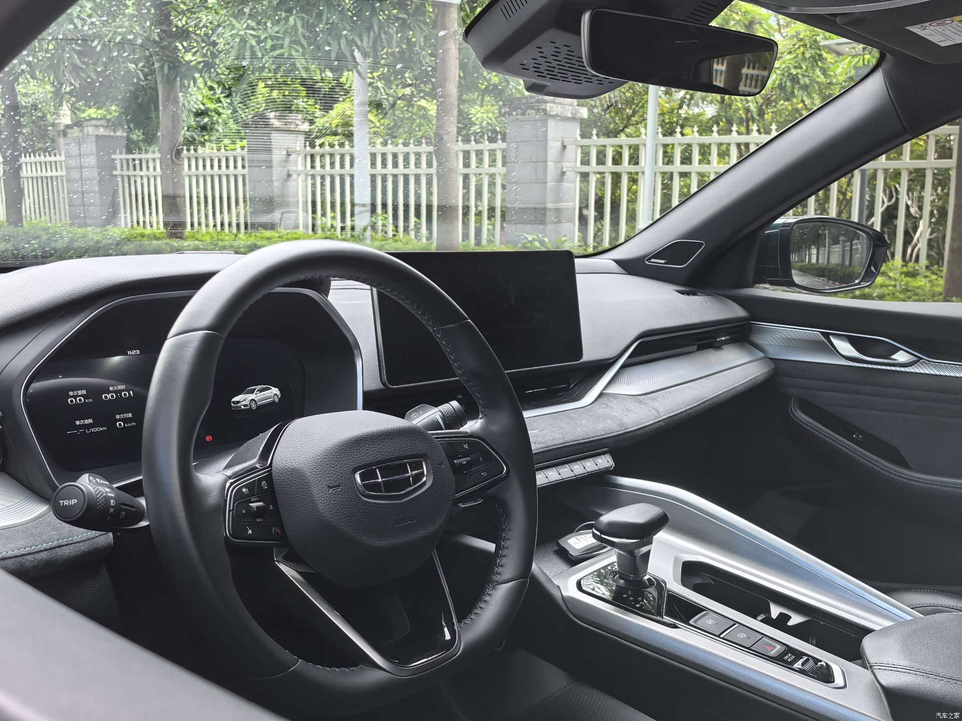 Geely Preface, 2022 18