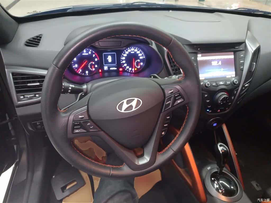 Hyundai Veloster, 2017 11