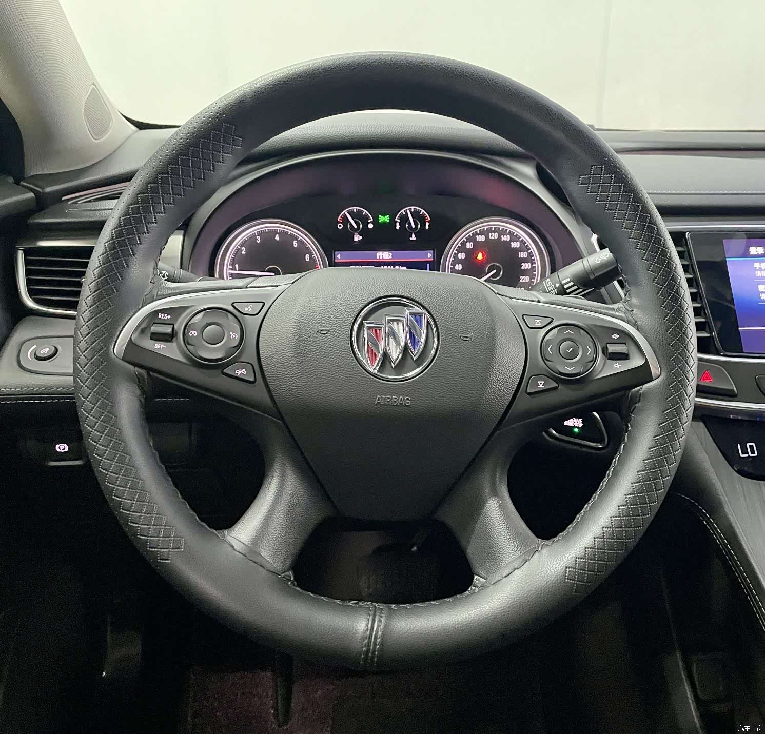 Buick LaCrosse, 2022 14