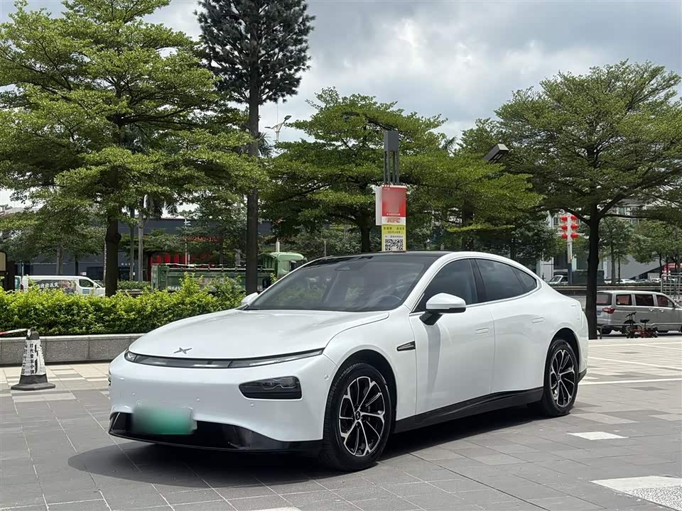 XPENG P7