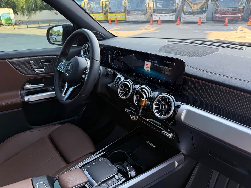 Mercedes-Benz GLB
