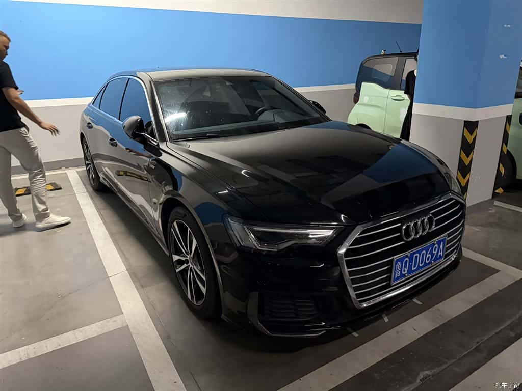 Audi A6L, 2022 1