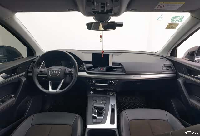 Audi Q5L, 2020 2