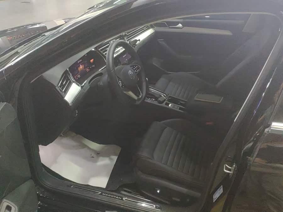Volkswagen Magotan 2025, фото 15