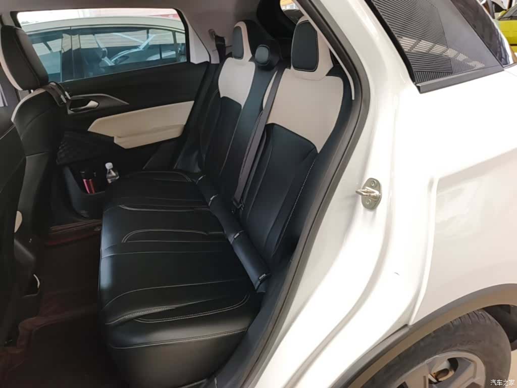 Geely E, 2023 17