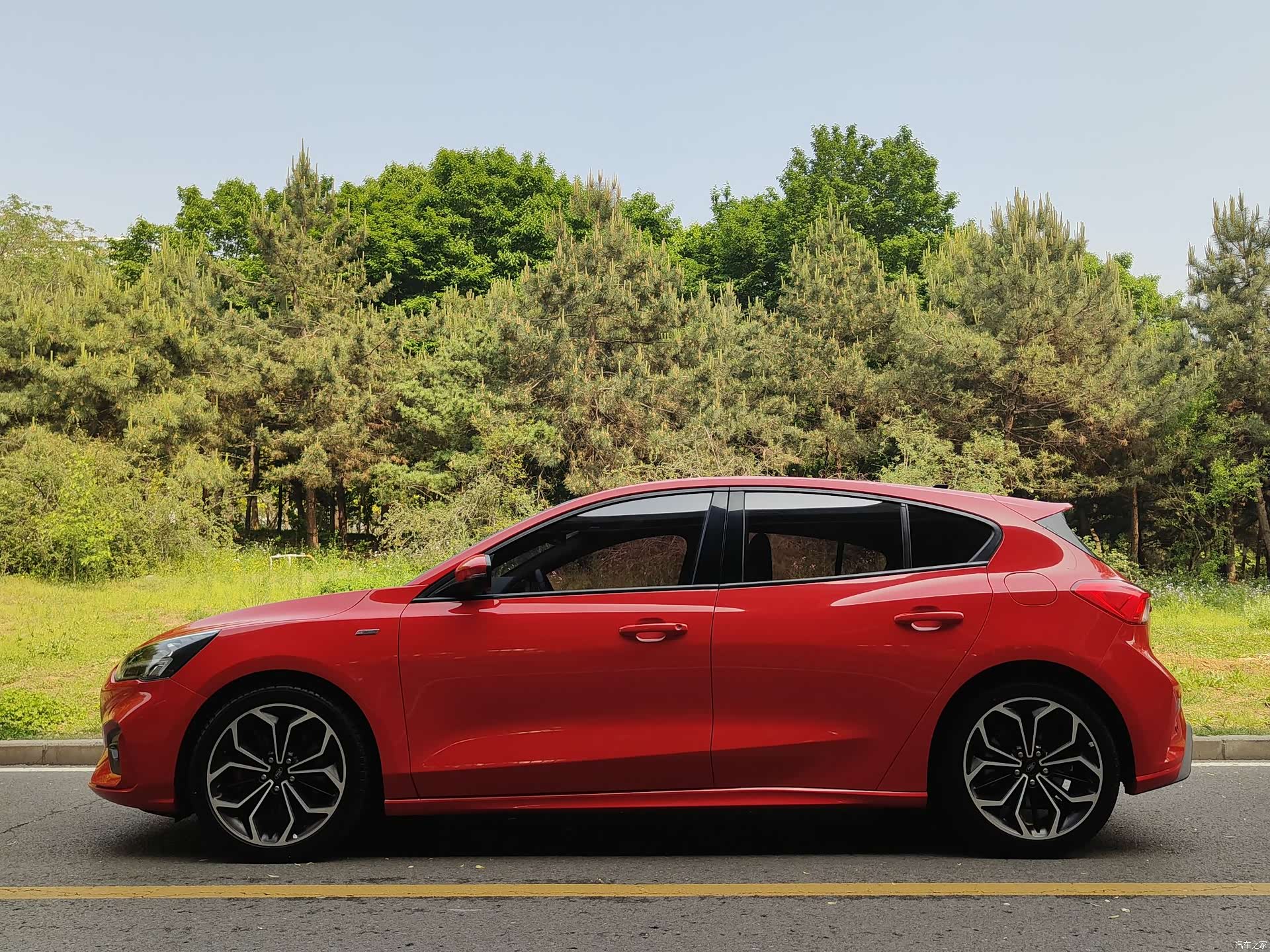 Ford Focus, 2020 все фото