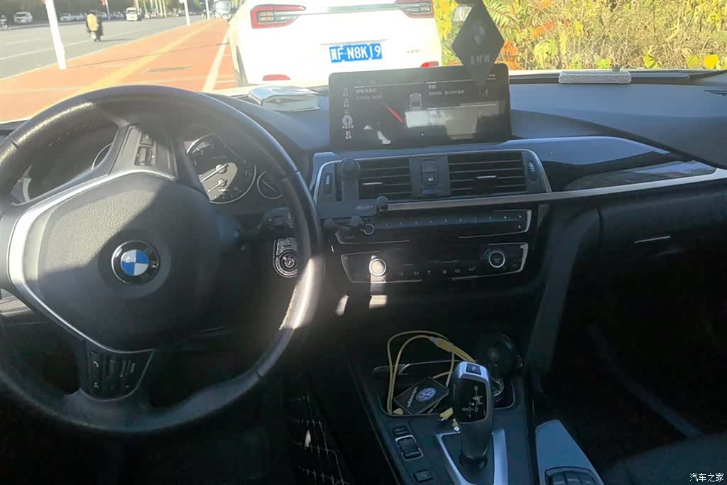 BMW 3 Series, 2017 12