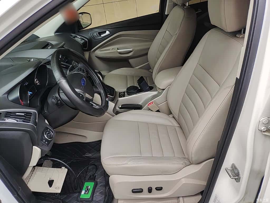 Ford Kuga, 2014 15