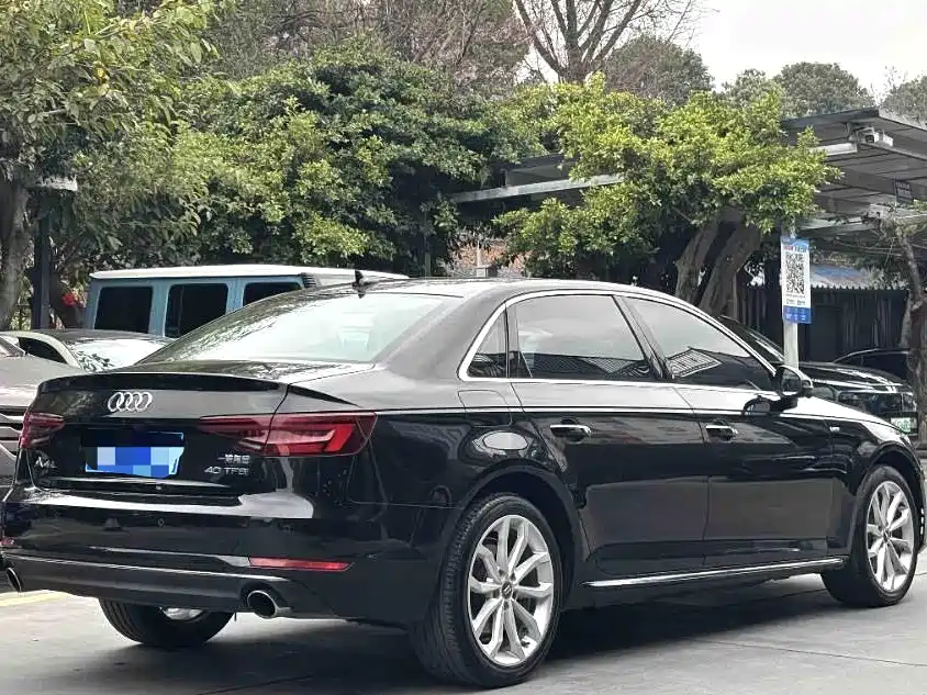 Audi A4L