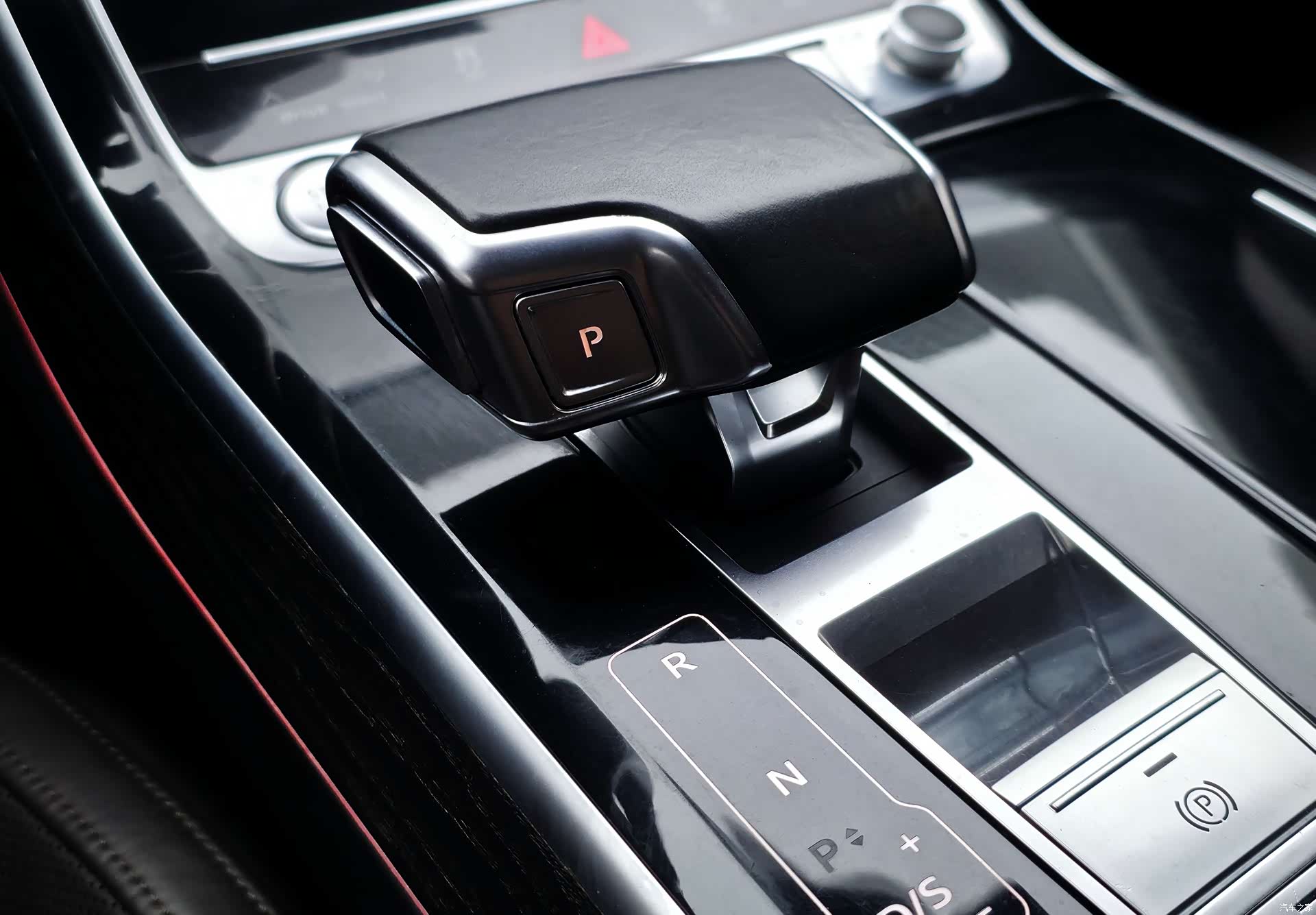 Audi A8L, 2020 23