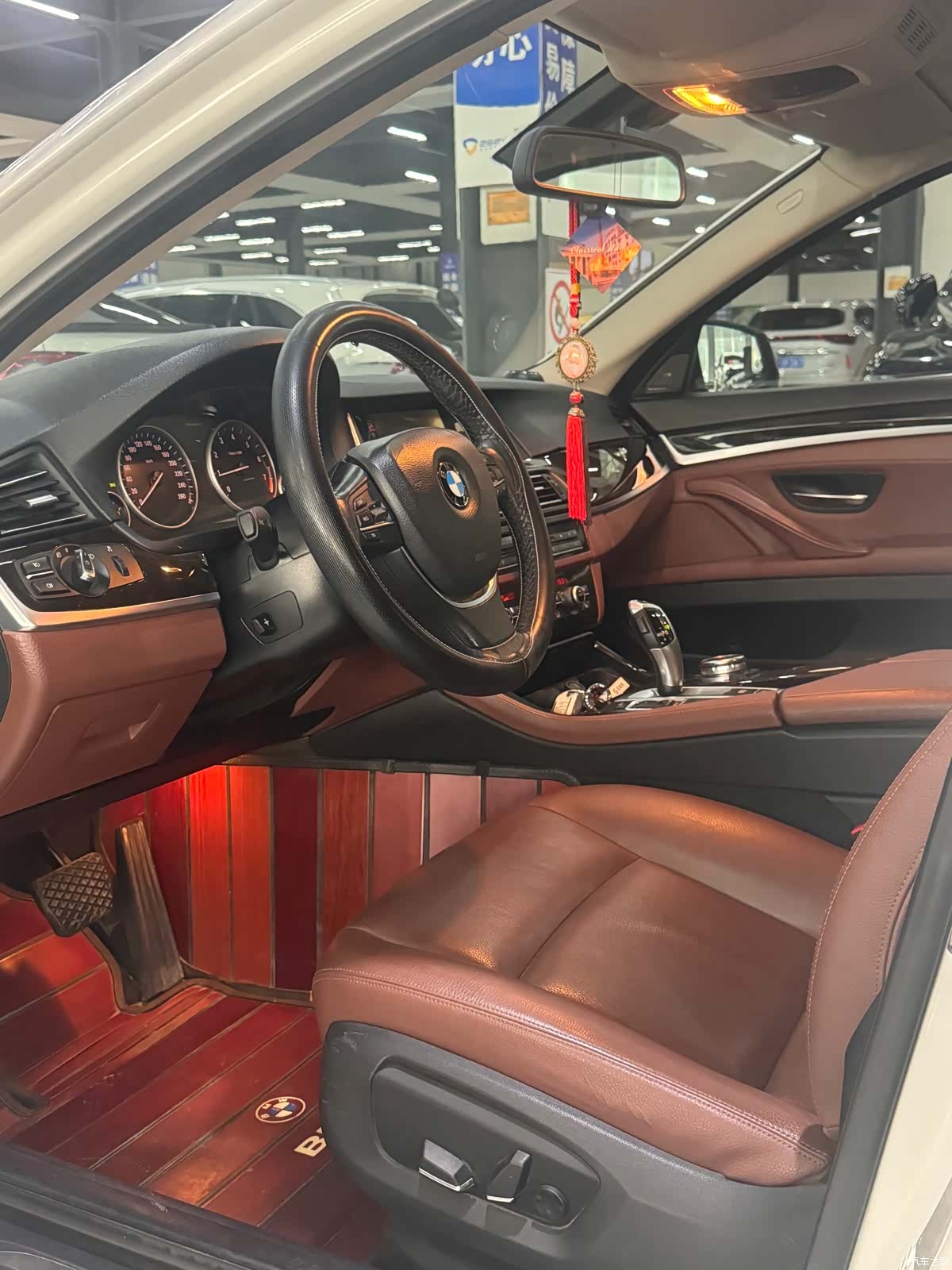 BMW 5 Series, 2015 9