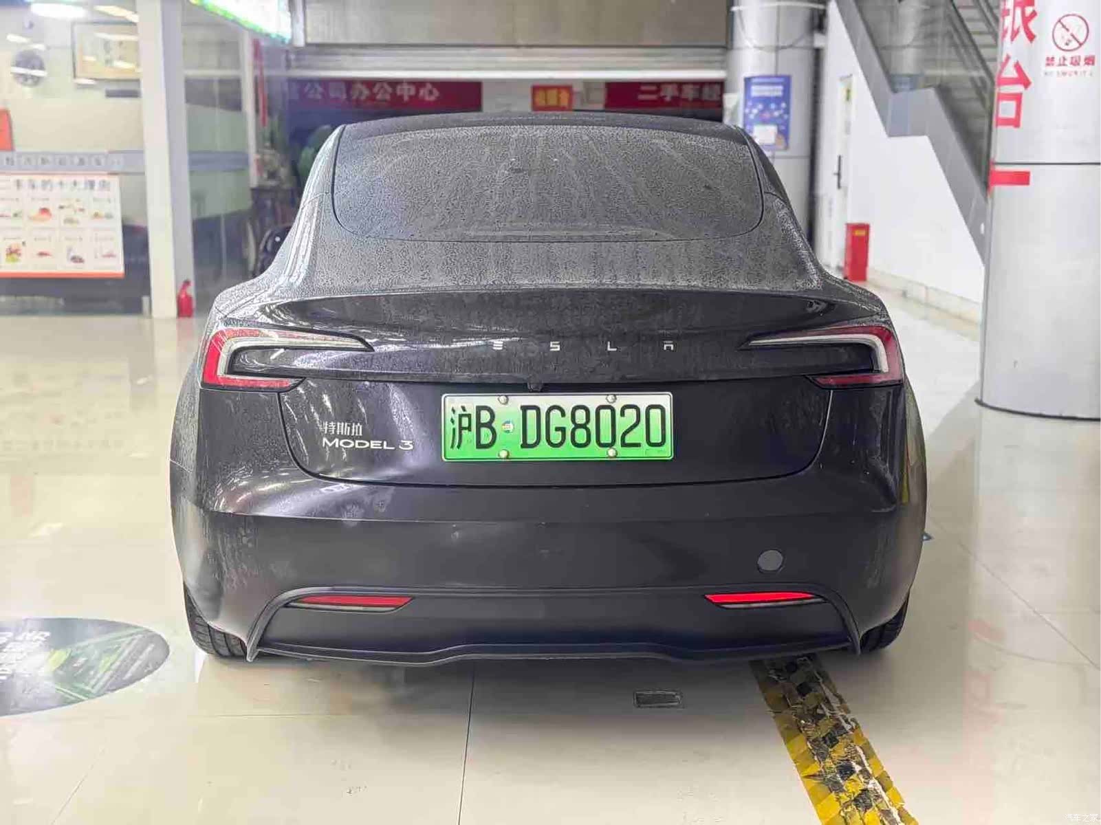 Tesla Model 3, 2025 6