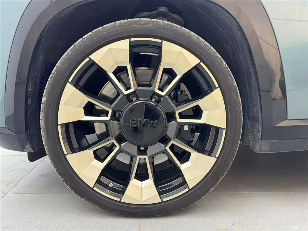 BMW XM, 2023 18