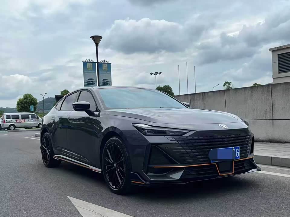 Changan UNI-V