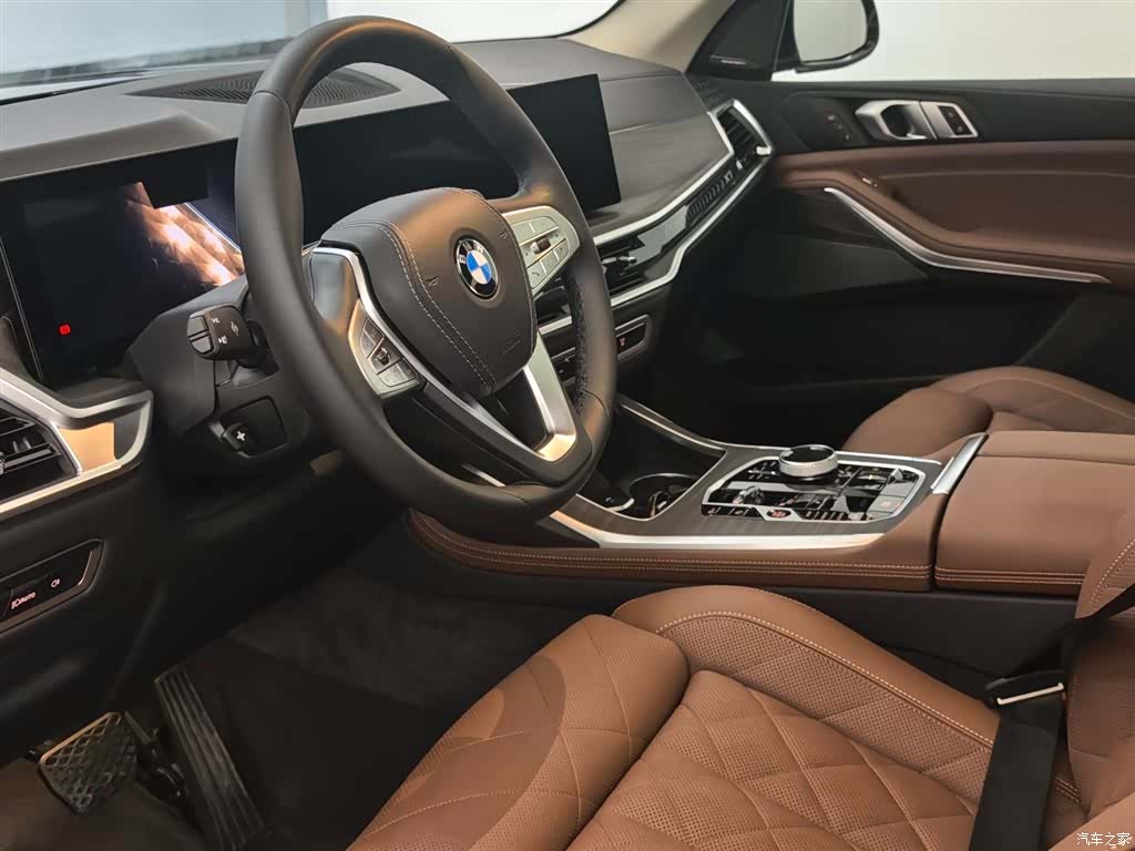 BMW X7, 2025 13