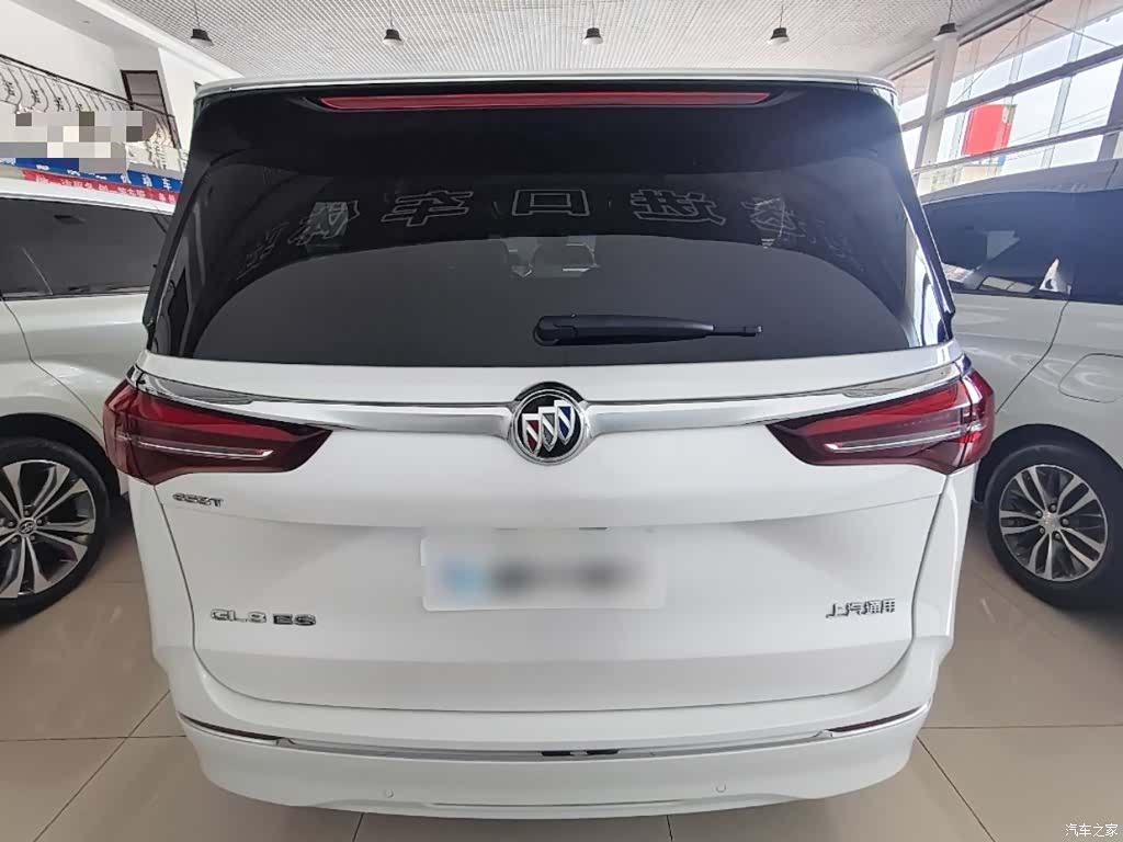 Buick GL8, 2022 6