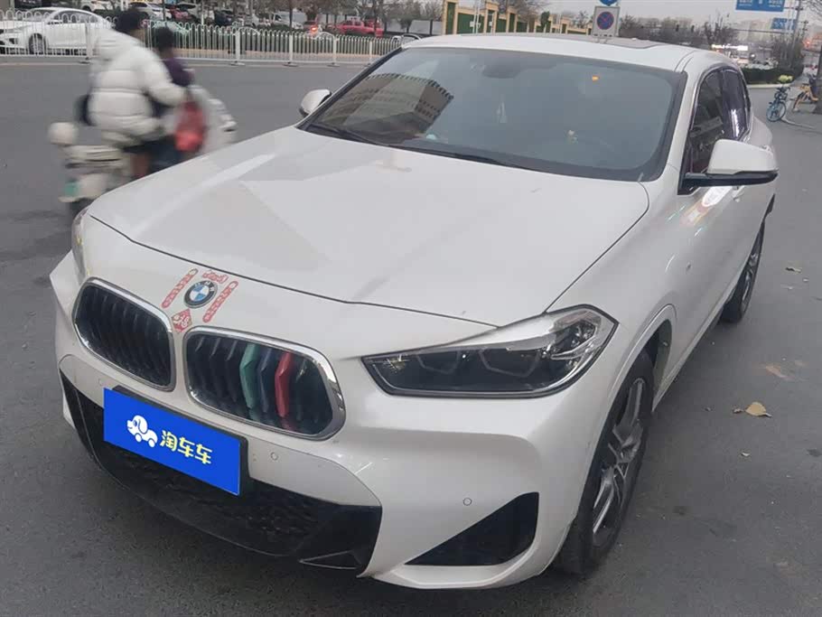 BMW X2
