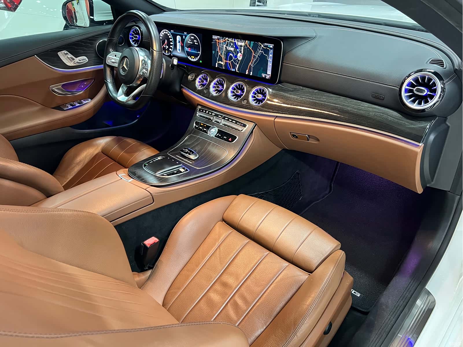 Mercedes-Benz E-Class, 2019 13