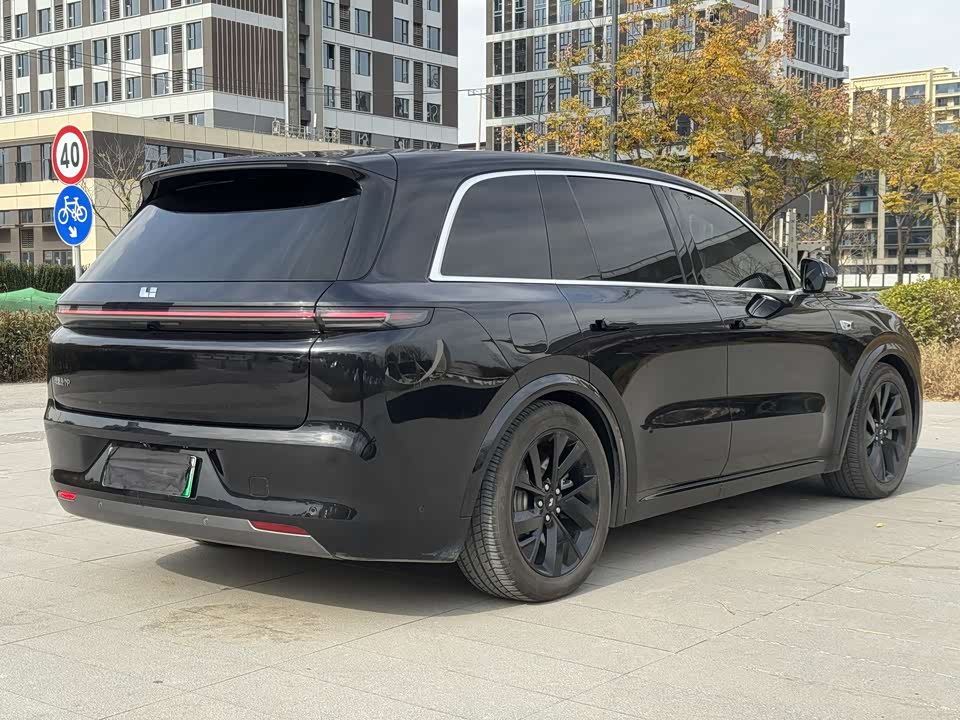 Li Auto Ideal L8
