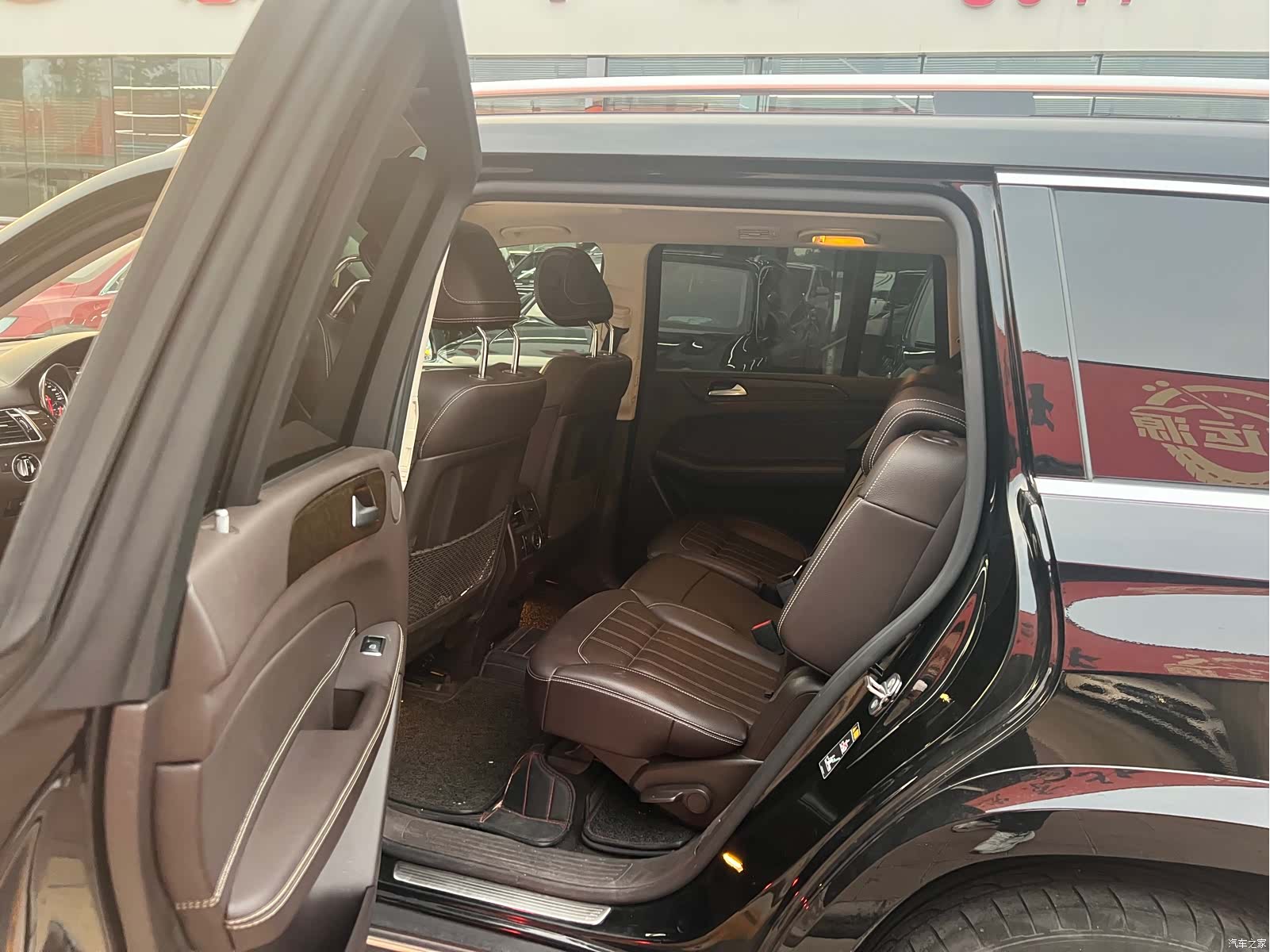 Mercedes-Benz GLS, 2019 10