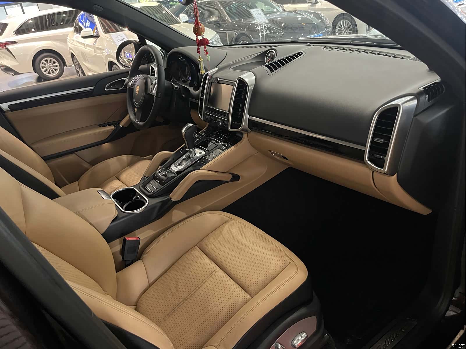 Porsche Cayenne, 2014 13