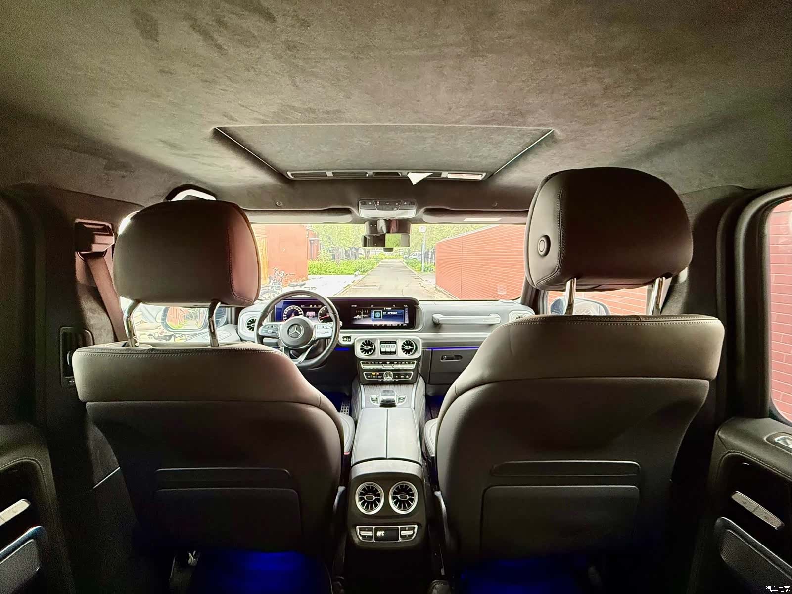 Mercedes-Benz G-Class, 2022 14