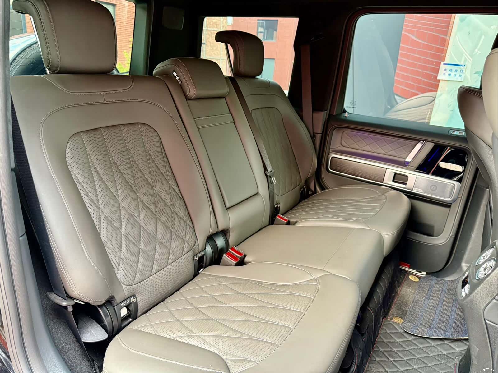 Mercedes-Benz G-Class, 2022 16