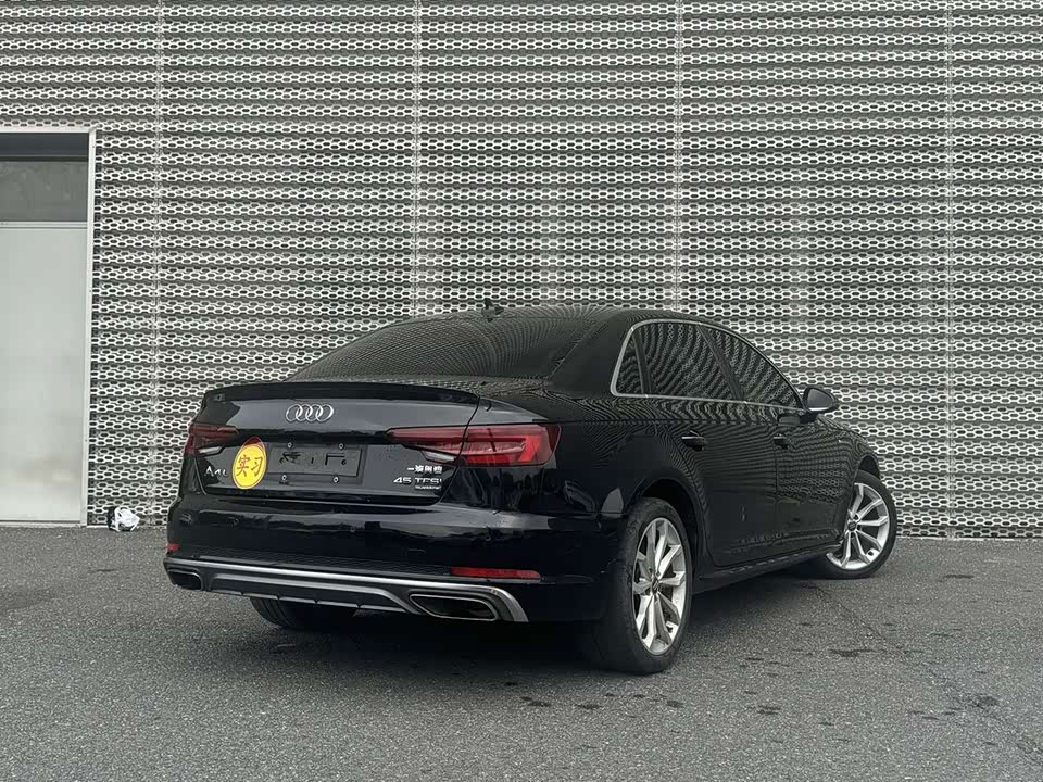 Audi A4L