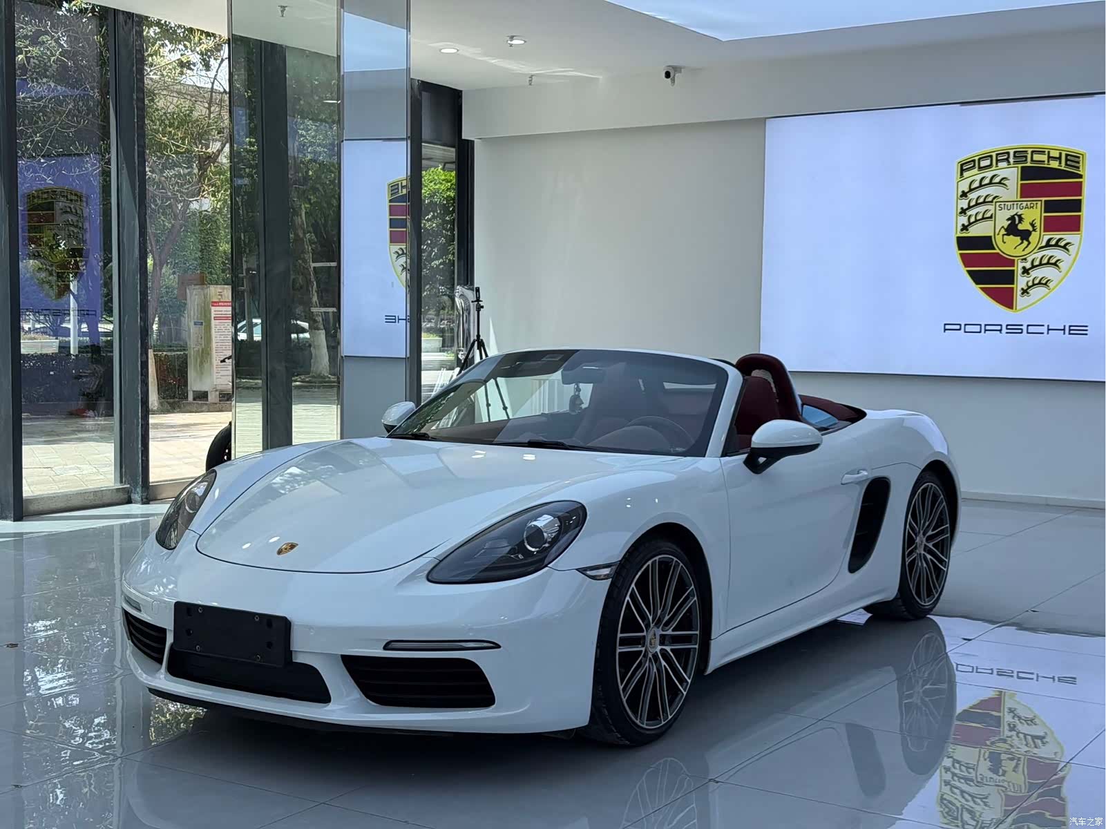 Porsche Boxster, 2019 1