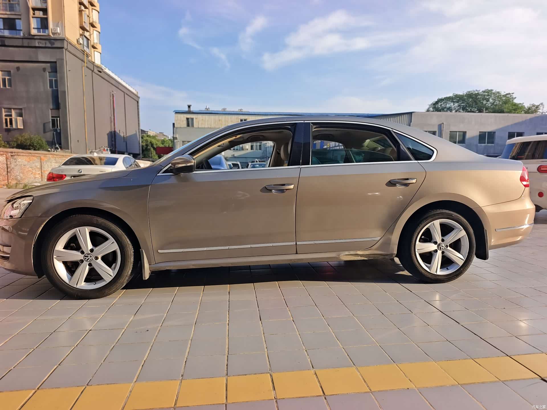 Volkswagen Passat, 2012 4